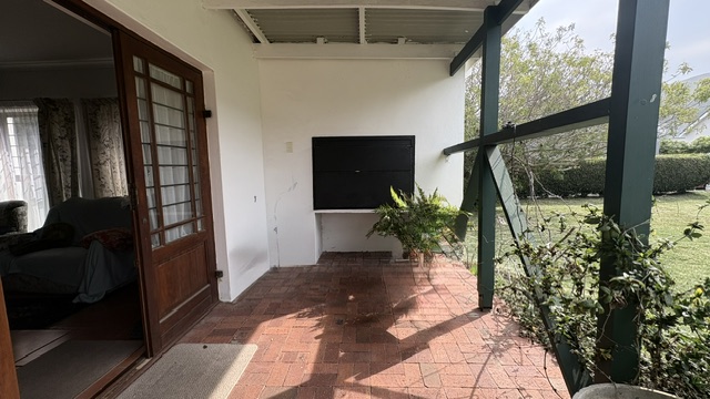 2 Bedroom Property for Sale in Sandbaai Western Cape